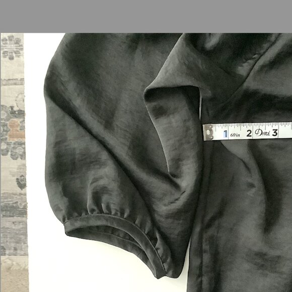 Talbots Petites - Classic  Black Blouse, 3/4 sleeve, Size 12P, 100% Polyester - Picture 7 of 13